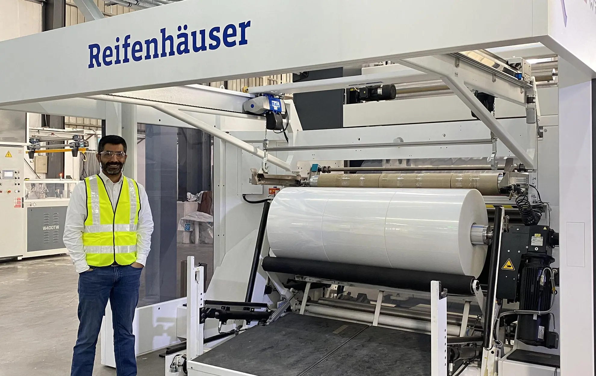 Jafra Plastic Industries steigert Qualität und senkt Kosten mit neuer Reifenhäuser EVO Ultra Flat Blasfolienanlage